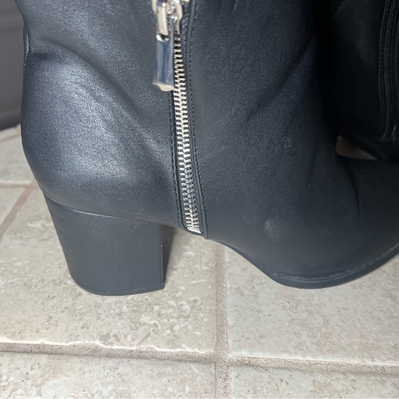 Torrid Black Faux Leather Double Zip Block Bootie (WW)-8.5 - Picture 4 of 9